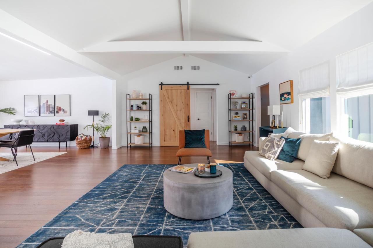 Enchanting Sherman Oaks With Pool Permit #hsr Two One Zero Zero 2605 Сasa de vacaciones Los Ángeles
